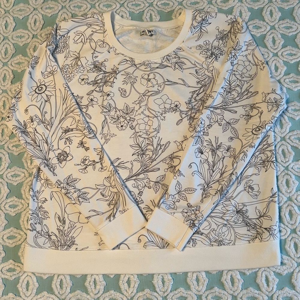 Old Navy Cream Floral-Print Long-Sleeve Top